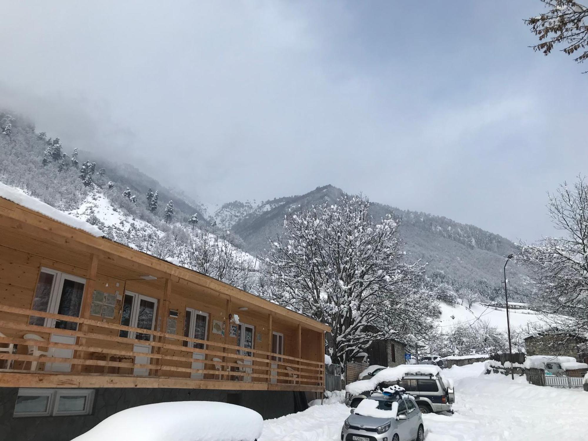 메스티아 Girgola B&B 외부 사진